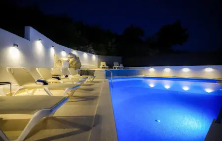 Maison 18 personnes à Zrnovnica - Photo 15