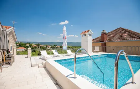 Location maison à Zmijavci