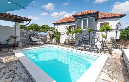 Location maison à Danilo
