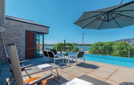 Maison 8 personnes à Kneze - Photo 2