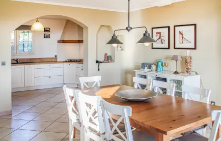 Maison avec piscine privée à Caunes-Minervois : photo 3