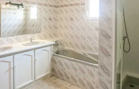 Maison avec piscine privée à Caunes-Minervois : photo 18