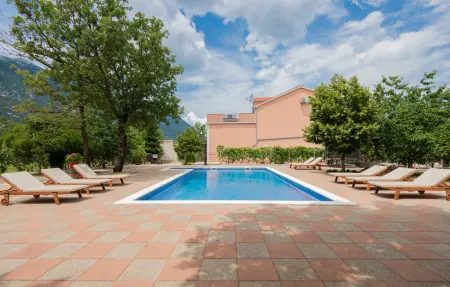 Location maison à Rastovac