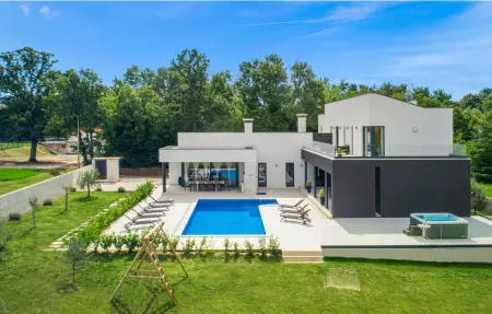 Location maison à Kujici