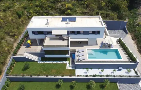 Location maison à Omis