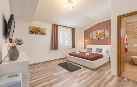 Location Maison 9 personnes à Nedescina - Photo 23