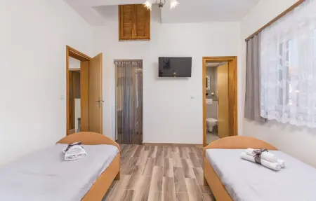 Location Maison 9 personnes à Nedescina - Photo 26