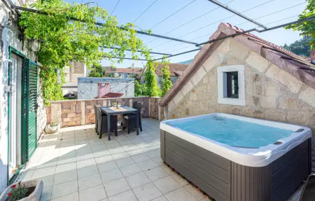Maison 11 personnes à Sinj - Photo 1