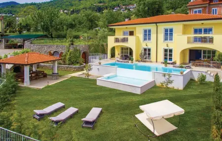 Maison 12 personnes à Lovran - Photo 1