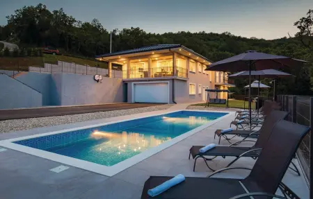 Location maison à Bregi