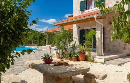 Location Maison 9 personnes à Drnis - Photo 8