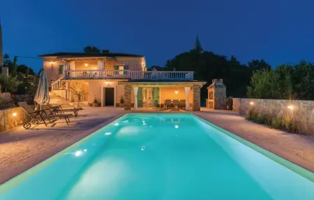 Location maison à Polje