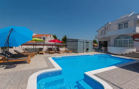 Location maison de vacances à Brodarica