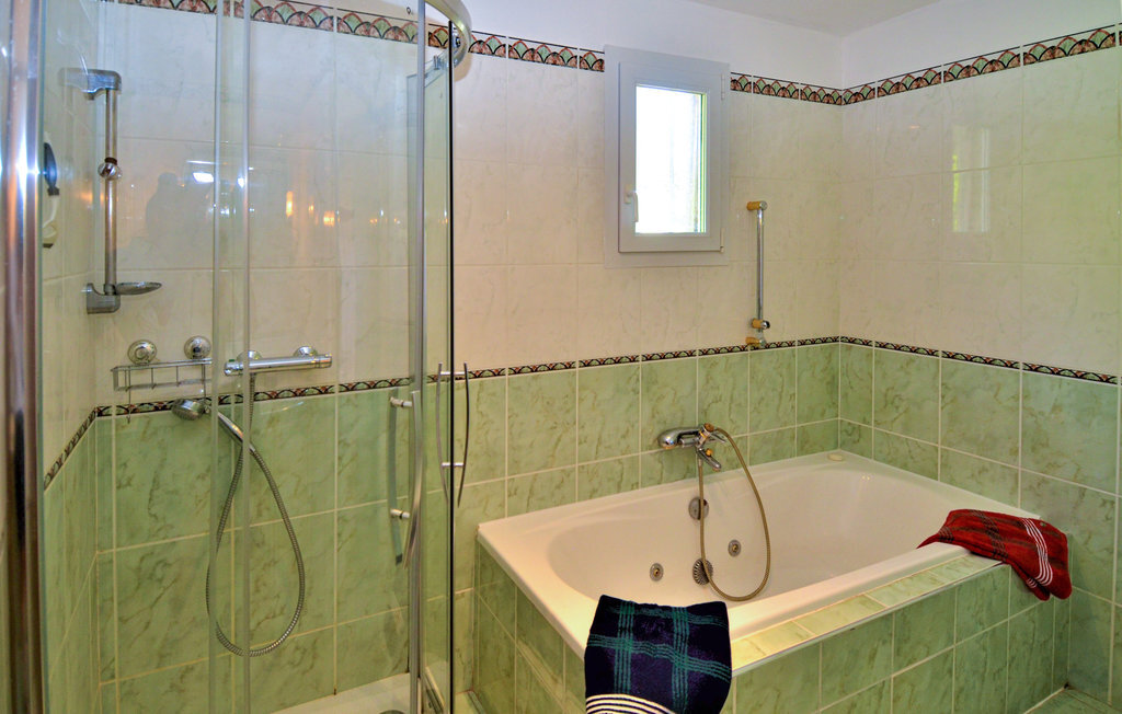 Maison 3 chambres avec piscine privée à Orange - Photo 17