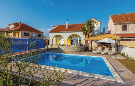 Location maison à Oklaj