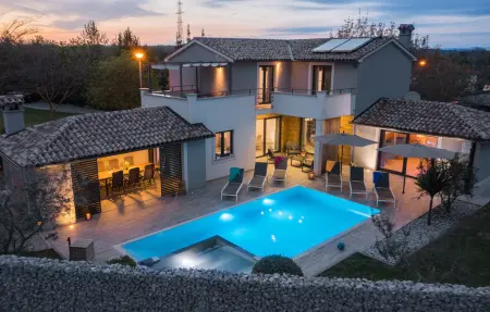 Location maison de vacances à Barban