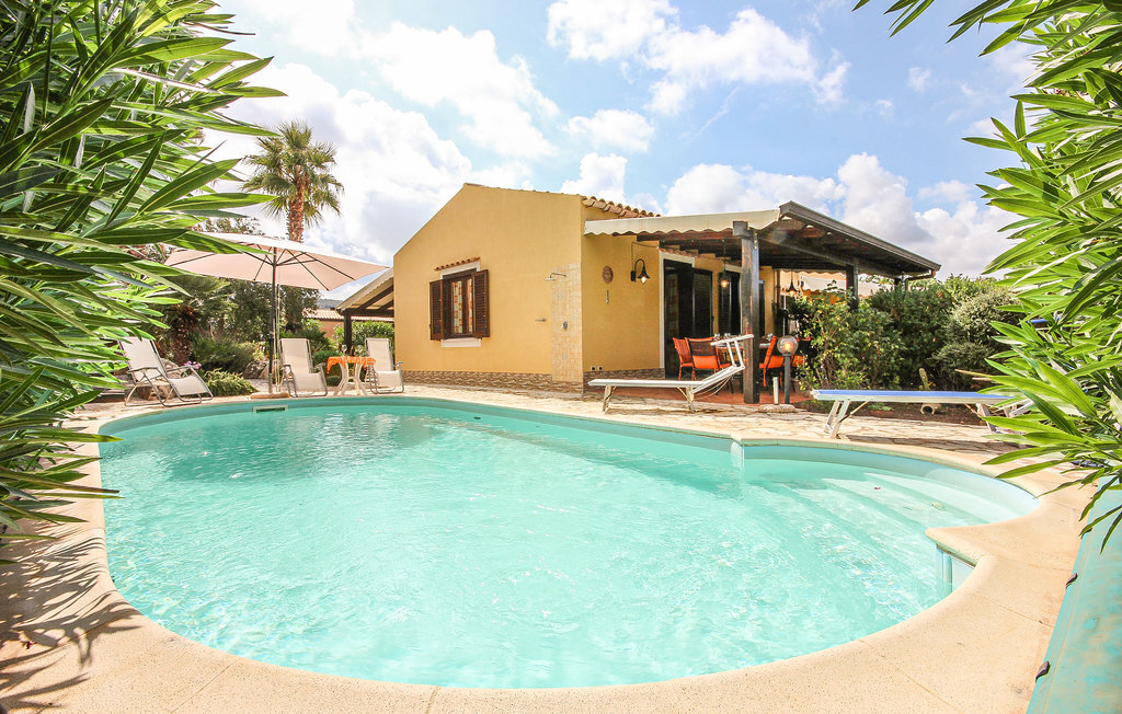 Villa Helios à Custonaci : maison avec piscine privée - Photo 1