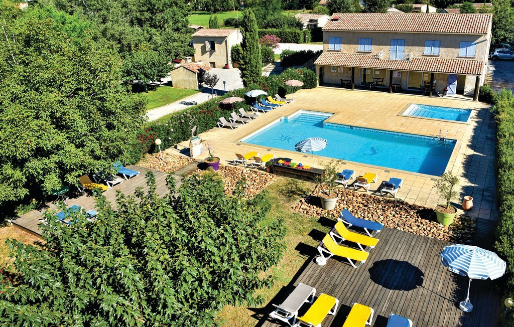 Maison 2 chambres avec piscine à Raphèle-lès-Arles - Photo 1