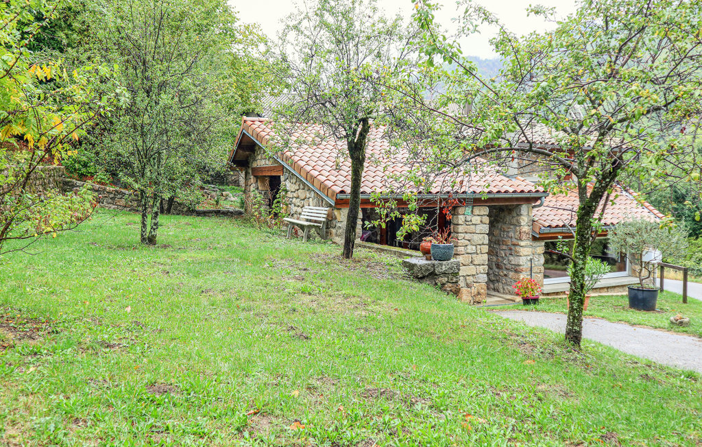 Maison indépendante Thueyts, vue montagnes et jardin - Photo 3