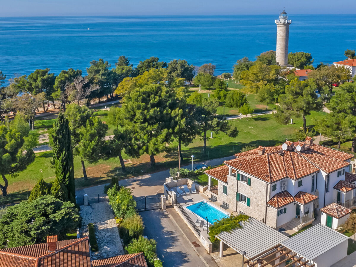 Villa Beach Front : maison 8 pers, piscine privée à 50 m de la mer - Photo 1