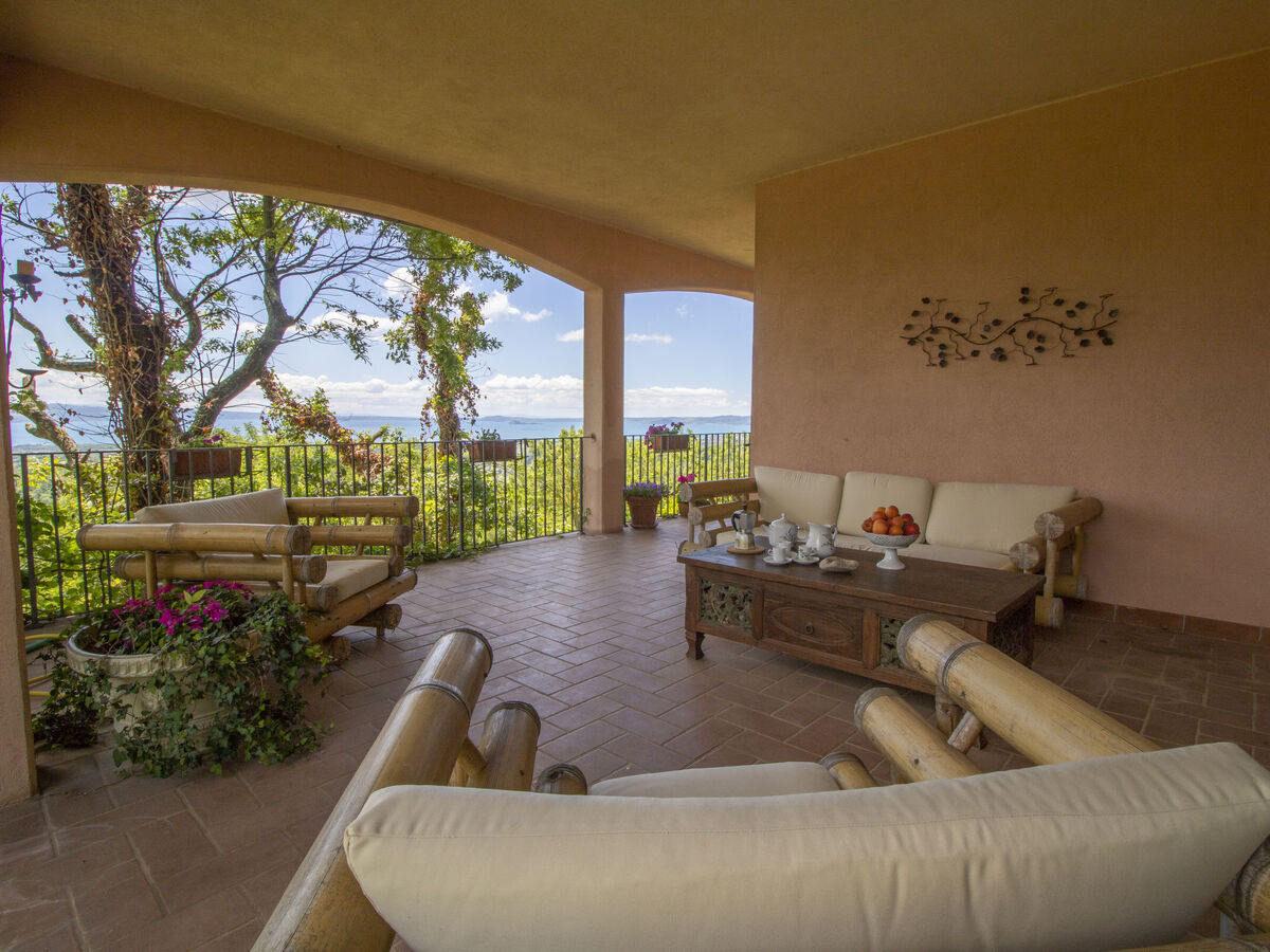 Villa Nicoletta – 500 m², piscine eau salée, vue lac de Bolsena - Photo 3