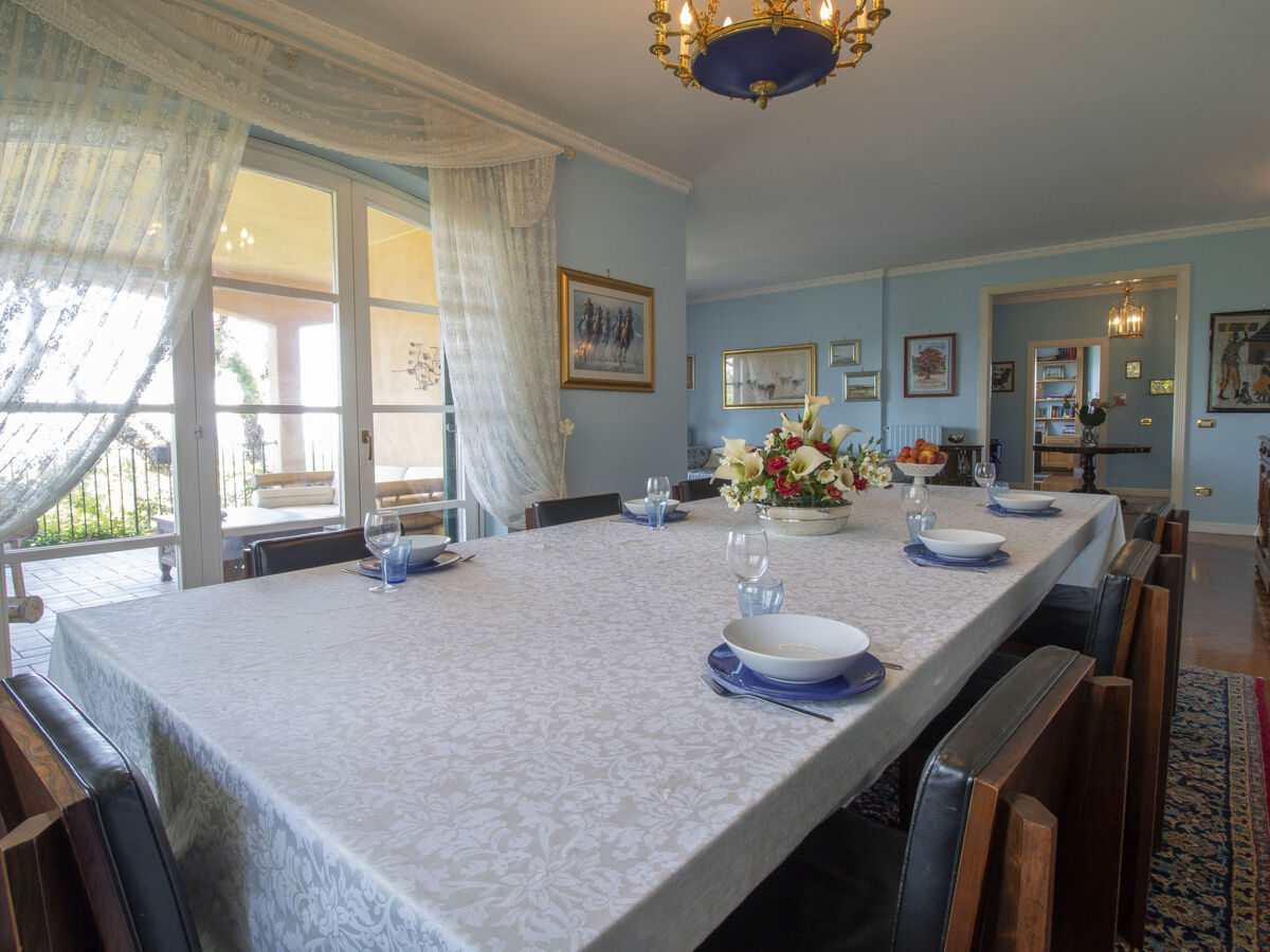 Villa Nicoletta – 500 m², piscine eau salée, vue lac de Bolsena - Photo 9