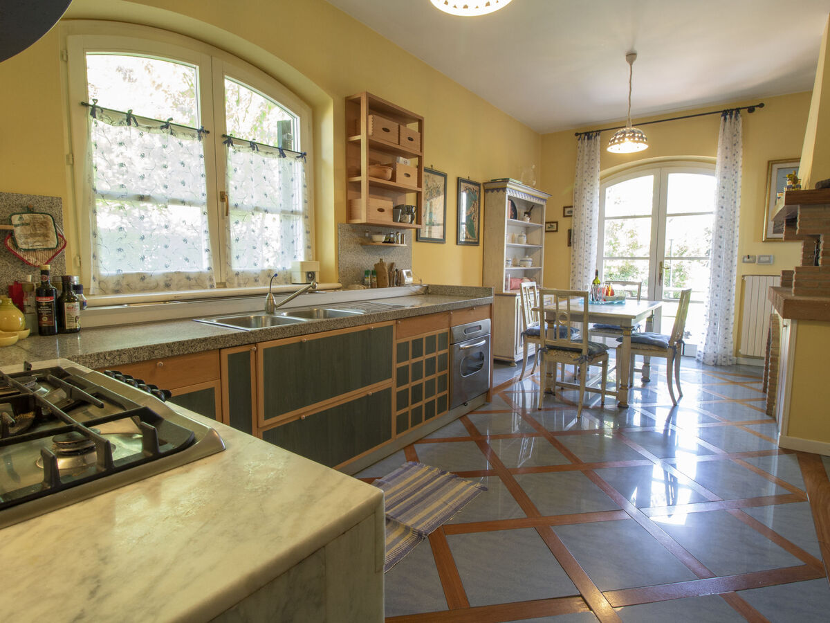 Villa Nicoletta – 500 m², piscine eau salée, vue lac de Bolsena - Photo 16