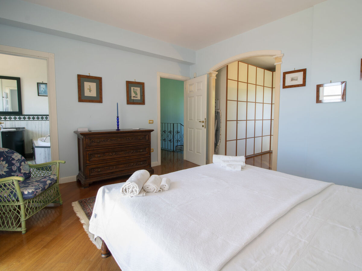 Villa Nicoletta – 500 m², piscine eau salée, vue lac de Bolsena - Photo 27