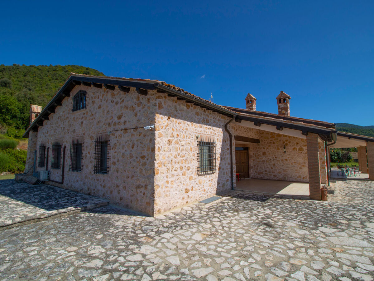 Villa La Danza à Todi : 10 pers, piscine 14x7m - Photo 28