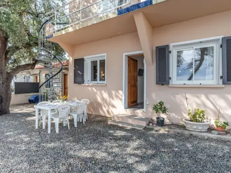 Scorpina – Maison 2 chambres à 50 m de la plage : photo 2