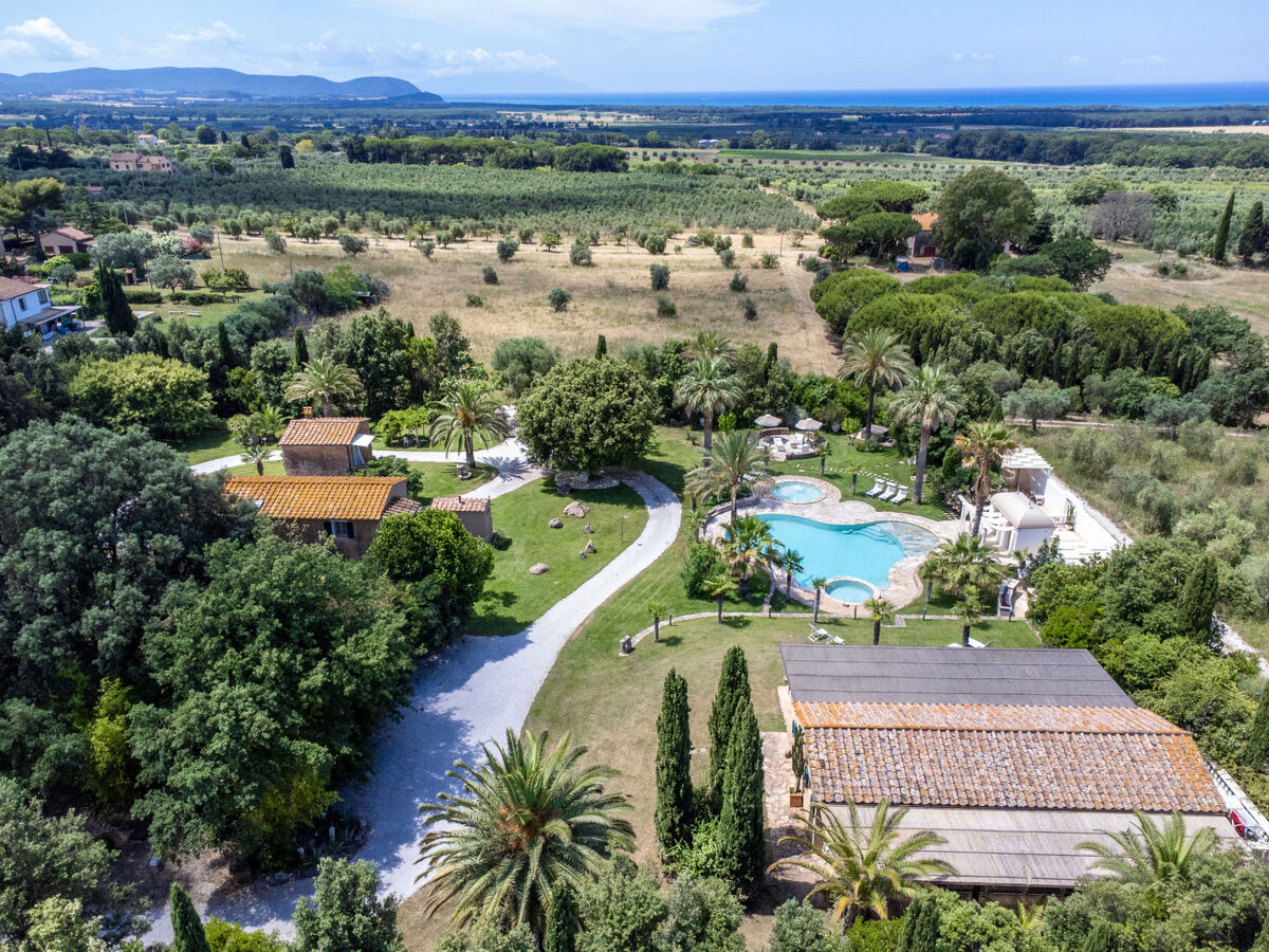 Villa delle Stelle - Gîte 13 pers. piscine & parc - Photo 10