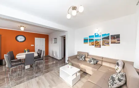 Maison 10 personnes à Seget Donji - Photo 2
