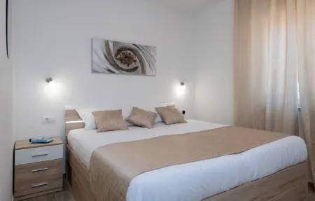 Location Maison 6 personnes à Pula - Photo 28