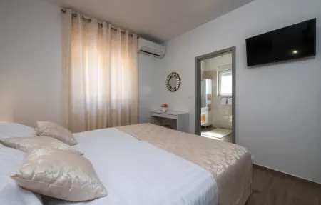 Location Maison 6 personnes à Pula - Photo 32
