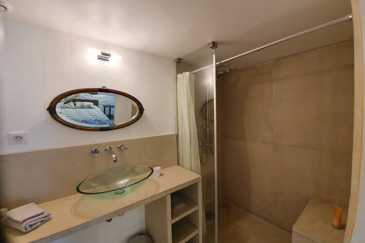 Loft moderne en grange restaurée avec piscine à Olonzac - Photo 17
