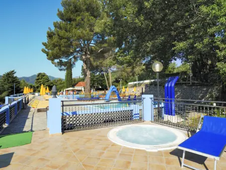Bungalow A (AEG400), Location Maison 5 personnes à Albenga - Photo 11