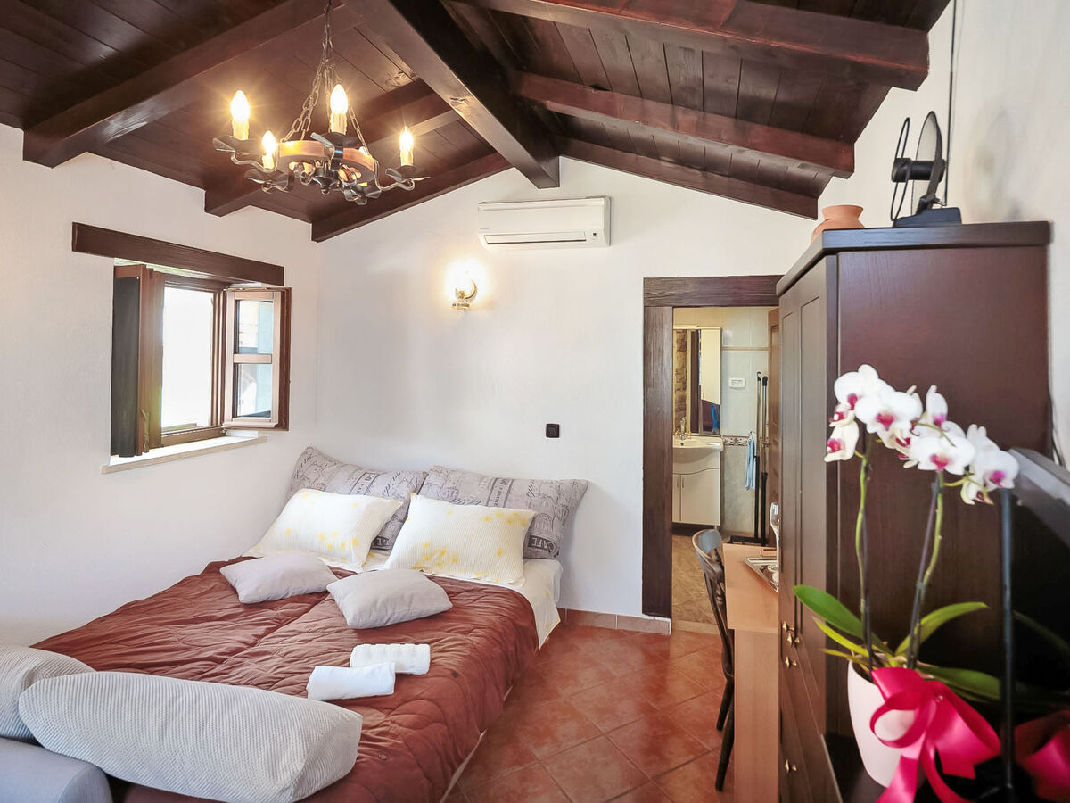 Maison studio Lišera à Rovinjsko Selo, 4,5 km de la mer - Photo 2