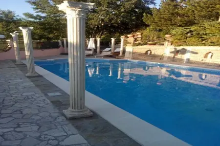 Location villa à Tagliacozzo, Villa à Tagliacozzo avec Piscine et Nature