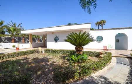 Villa Totò à Santa Croce Camerina, 250 m de la mer : photo 2