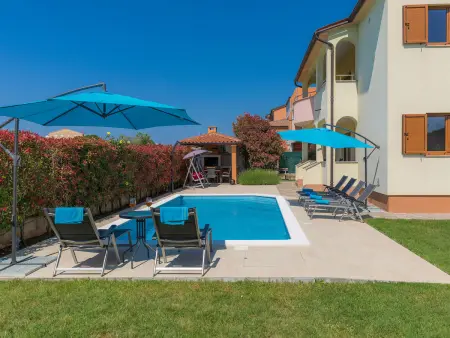 Maison Linden Tree : 6 chambres, piscine privée à Pula : photo 14