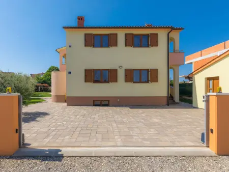 Maison Linden Tree : 6 chambres, piscine privée à Pula : photo 59