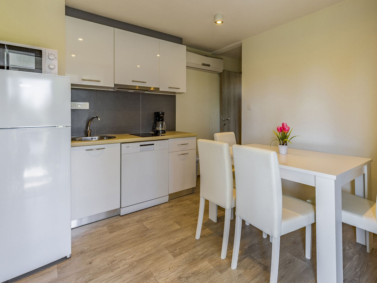 Mobile home Premium à Banjole, 2 chambres avec piscine - Photo 10