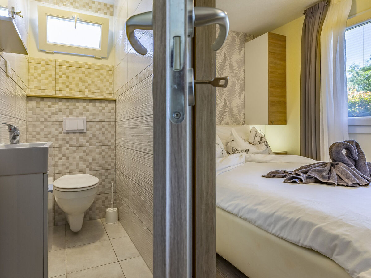 Mobile home Premium à Banjole, 2 chambres avec piscine - Photo 14