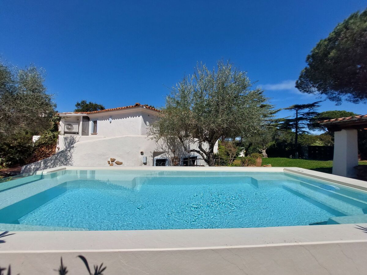 Maison Omer à San Teodoro, piscine et jardin - Photo 2