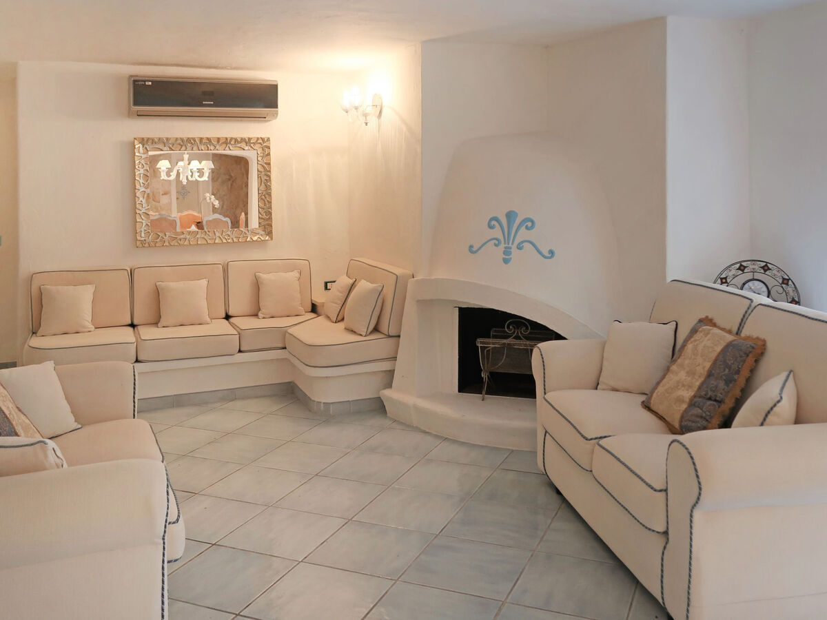 Maison Omer à San Teodoro, piscine et jardin - Photo 9