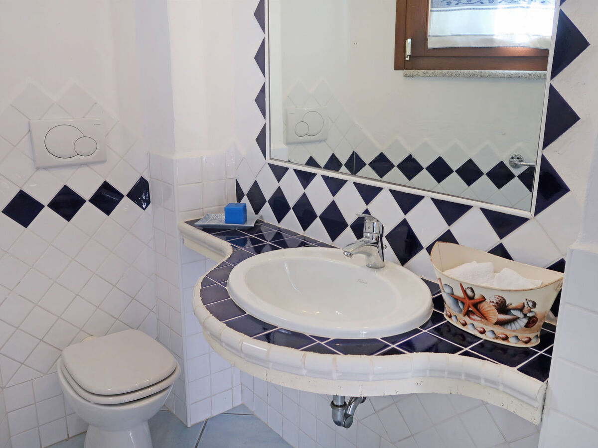 Maison Omer à San Teodoro, piscine et jardin - Photo 14