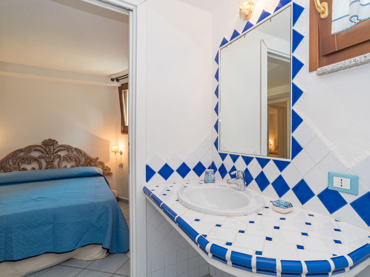 Maison Omer à San Teodoro, piscine et jardin - Photo 16