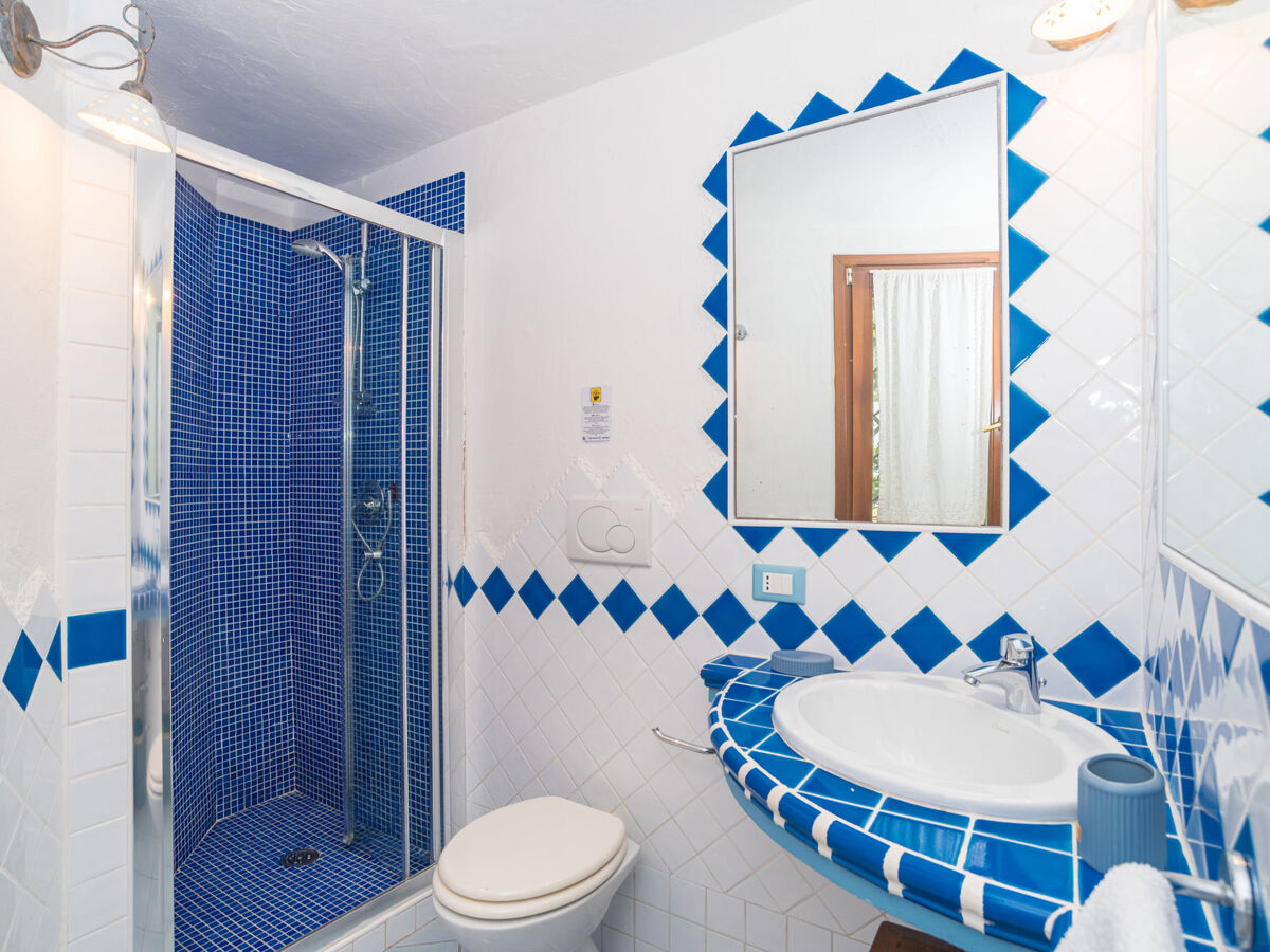 Maison Omer à San Teodoro, piscine et jardin - Photo 19