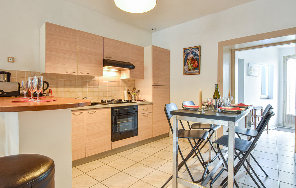 Maison 2 chambres à Apremont, terrain clôturé et terrasse - Photo 4