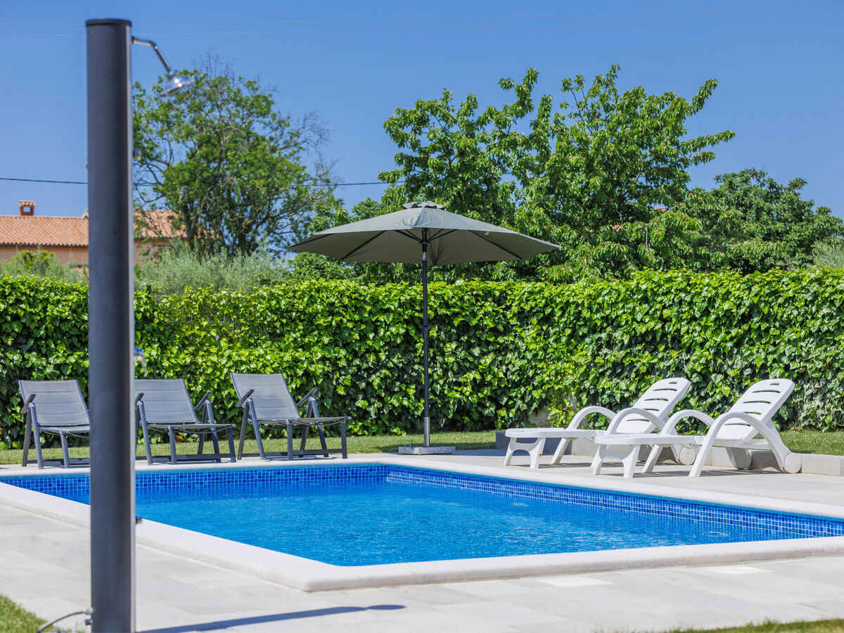 Villa Zirdum – Maison 6 pers. piscine privée Nova Vas - Photo 13